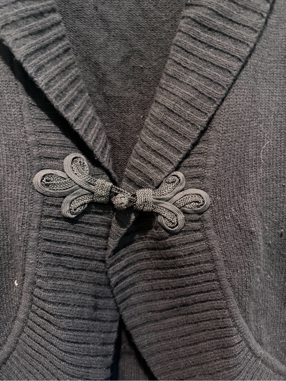 Lauren Ralph Lauren Black 100% Lambswool Shawl Collar Cardigan XS Frog Closure - Picture 4 of 9